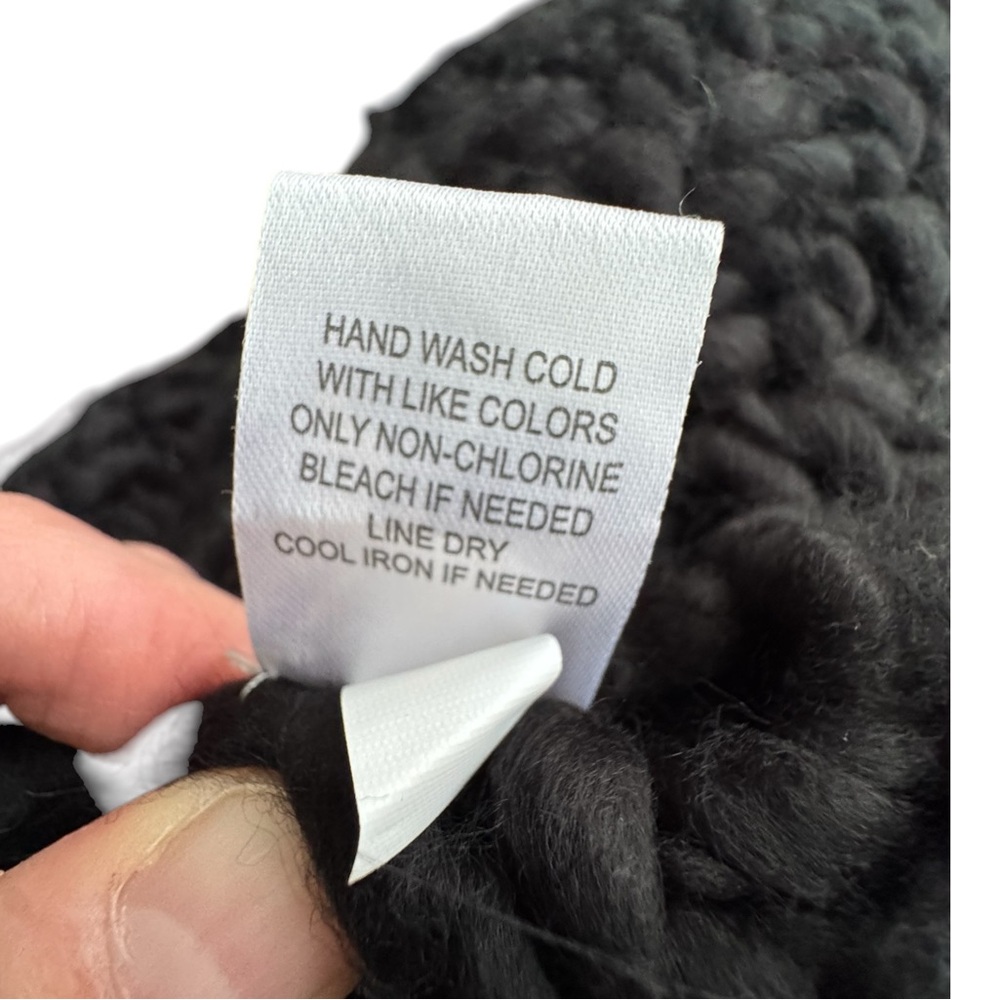 NWOT Mossimo Chunky Knit Infinity Scarf Charcoal - Picture 6 of 7